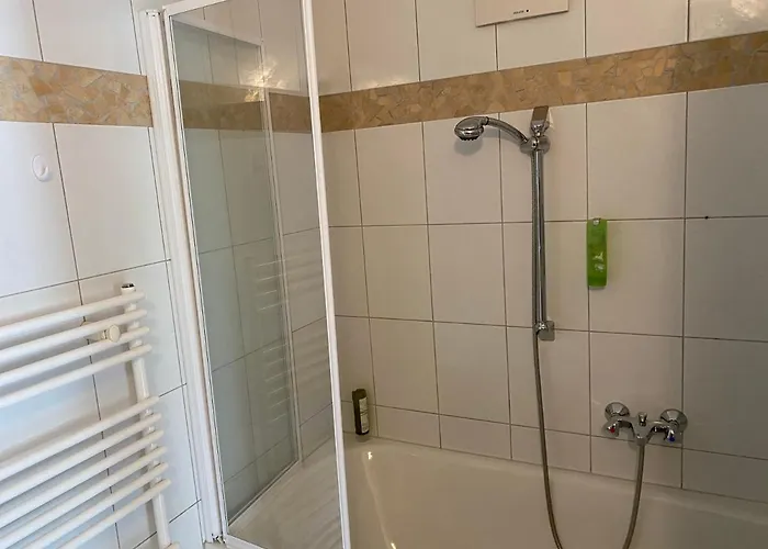 Tauglerei Bernstein In Den Zauberbergen Lejlighed *